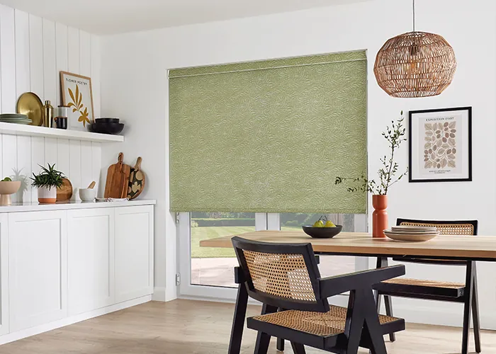 Kitchen & Bathroom Blinds Buying Guide: Stop Mold & Odours